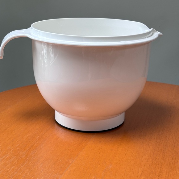 Guzzini large mixing bowl - Picture 1 of 4